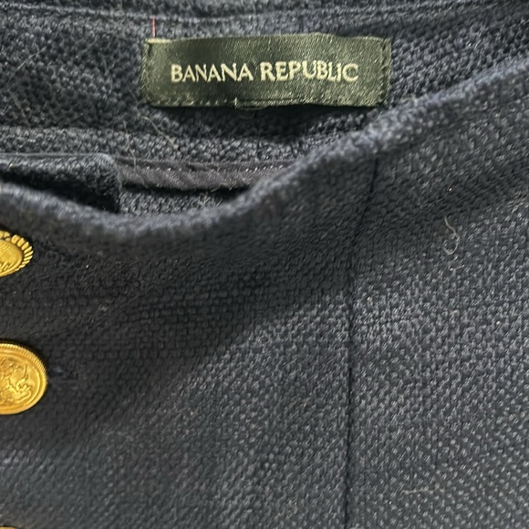 Banana Republic Navy Sailor Cotton Short with gold front buttons waist 33” - Picture 8 of 13